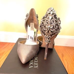 Badgley Mischka Women's Karma II Pump